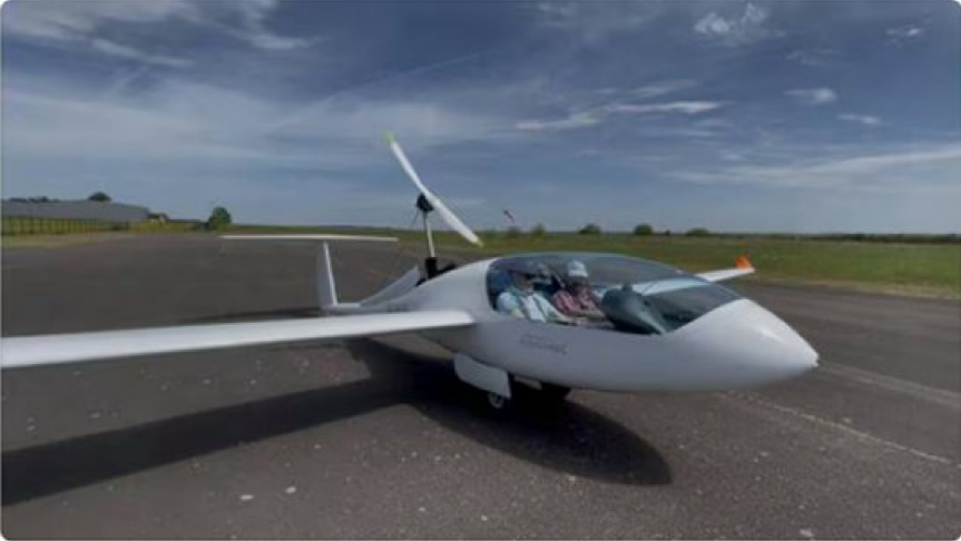 Planeur électrique Taurus Electro à Ancenis